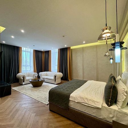 Donatello Boutique Hotel Ałma Ata Zewnętrze zdjęcie