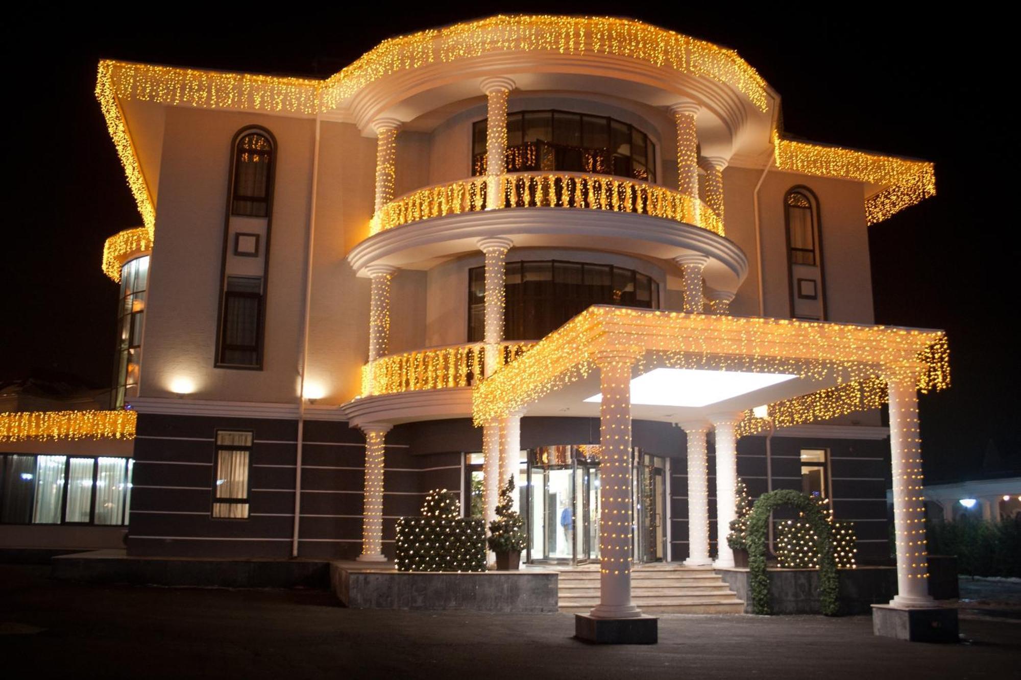 Donatello Boutique Hotel Ałma Ata Zewnętrze zdjęcie