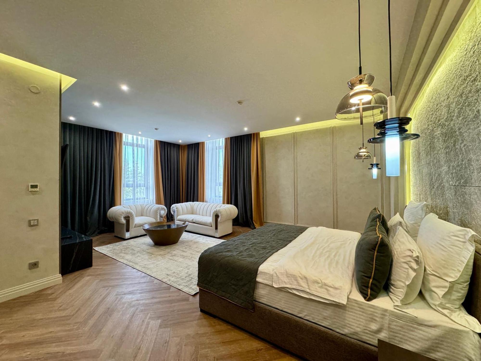 Donatello Boutique Hotel Ałma Ata Zewnętrze zdjęcie